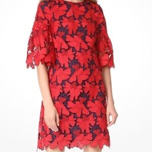 Tory Burch 🎉 HP 🎉 red lace dress with the black lining